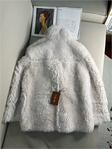 Дубленка LORO PIANA 113100 - фото 126162 Дубленка LORO PIANA 113100 - фото 126162