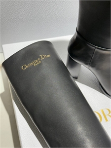 Сапоги DIOR 113127 - фото 126359 Сапоги DIOR 113127 - фото 126359