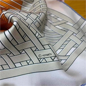Платок HERMES 113840 - фото 128985