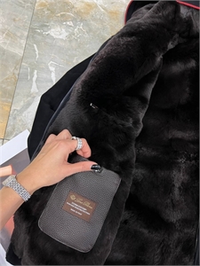 Замшевая куртка Loro Piana на меху (бобёр) 113921 - фото 129365