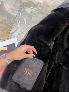 Замшевая куртка Loro Piana на меху (бобёр) 113922 - фото 129373 Замшевая куртка Loro Piana на меху (бобёр) 113922 - фото 129373