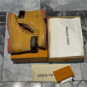 Ботинки LOUIS VUITTON 114259 - фото 130653 Ботинки LOUIS VUITTON 114259 - фото 130653