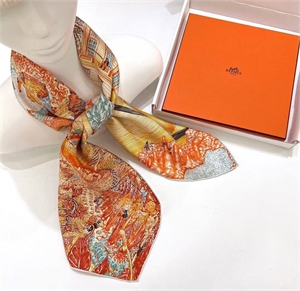 Платок HERMES 114467 - фото 131886