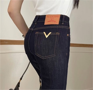 Джинсы VALENTINO 114490