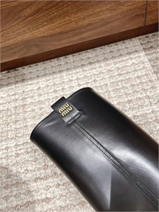 Сапоги MIU MIU 114624 - фото 132843 Сапоги MIU MIU 114624 - фото 132843