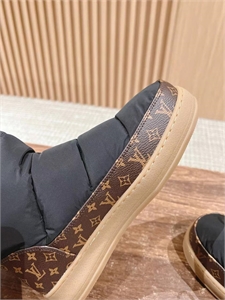 Ботинки LOUIS VUITTON 115171 - фото 135897 Ботинки LOUIS VUITTON 115171 - фото 135897