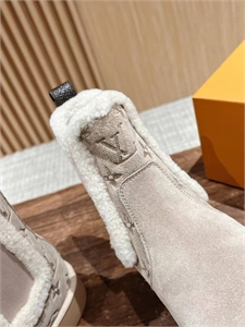 Ботинки LOUIS VUITTON 115172 - фото 135910