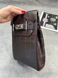 Слинг Hermes из кожи крокодила 115593 - фото 137719 Слинг Hermes из кожи крокодила 115593 - фото 137719
