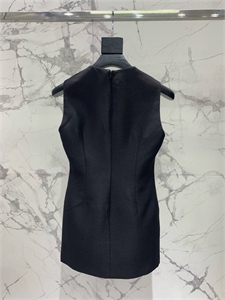 Платье VERSACE 115667 - фото 138237 Платье VERSACE 115667 - фото 138237