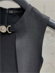 Платье VERSACE 115667 - фото 138242 Платье VERSACE 115667 - фото 138242