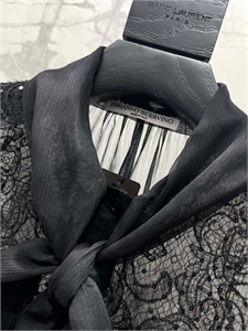 Блузка Ermanno Scervino 115718 - фото 138966 Блузка Ermanno Scervino 115718 - фото 138966