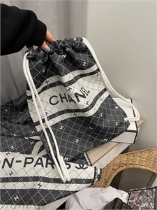 Сумка Chanel (комплект рюкзак и палантин) 115767 - фото 139457