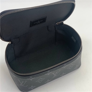 Косметичка LOUIS VUITTON 115813 - фото 139717