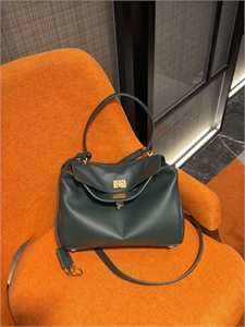 Сумка BALENCIAGA Средняя 115890 - фото 140086