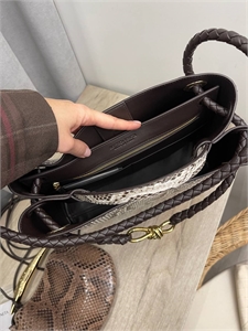 Сумка BV, 32см. 115911 - фото 140229