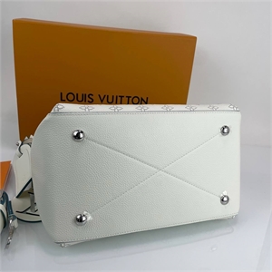 Сумка LOUIS VUITTON 115930