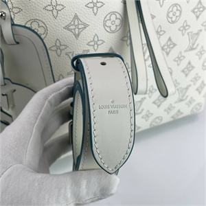 Сумка LOUIS VUITTON 115930