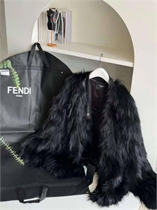 Шуба FENDI 116208 - фото 141917 Шуба FENDI 116208 - фото 141917