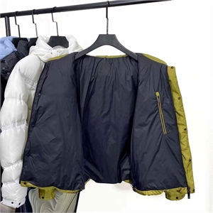 Куртка moncler 116374 - фото 143090 Куртка moncler 116374 - фото 143090