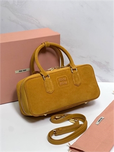 Сумка MIU MIU 27см 116449 - фото 143566