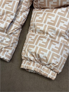 Пуховик FENDI 116887 - фото 145505 Пуховик FENDI 116887 - фото 145505