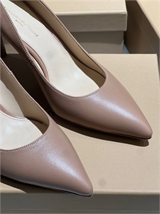 Туфли GIANVITO ROSSI 116979 - фото 145900 Туфли GIANVITO ROSSI 116979 - фото 145900