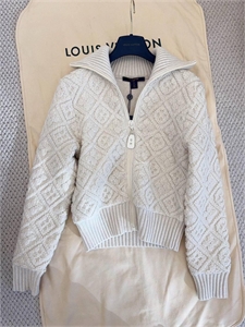 Кардиган  LOUIS VUITTON 117063 - фото 146136 Кардиган  LOUIS VUITTON 117063 - фото 146136