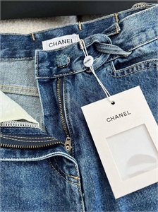 Джинсы CHANEL 117137 - фото 146472 Джинсы CHANEL 117137 - фото 146472