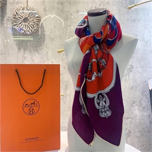 Платок HERMES 117252 - фото 146886