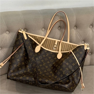 Сумка  LOUIS VUITTON 118320