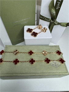 Серьги VAN CLEEF 118458 - фото 149038 Серьги VAN CLEEF 118458 - фото 149038