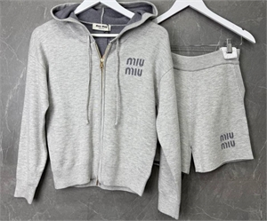 Костюм MIU MIU 116406 - фото 149403 Костюм MIU MIU 116406 - фото 149403