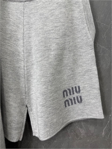 Костюм MIU MIU 116406 - фото 149406 Костюм MIU MIU 116406 - фото 149406