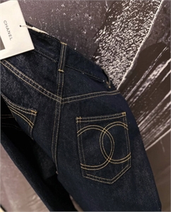 Джинсы CHANEL 114258
