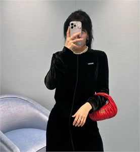 Платье MIU MIU 118960 - фото 151251 Платье MIU MIU 118960 - фото 151251