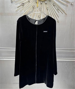 Платье MIU MIU 118960 - фото 151254 Платье MIU MIU 118960 - фото 151254