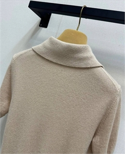 Кофта MIU MIU 119240 - фото 152481 Кофта MIU MIU 119240 - фото 152481