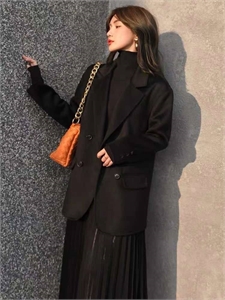 Полупальто Max Mara 119610 - фото 153903 Полупальто Max Mara 119610 - фото 153903