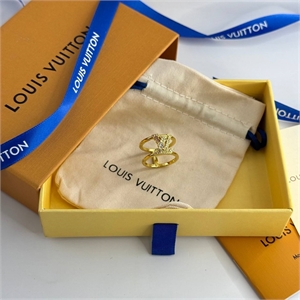 Кольцо Louis Vuitton 119877 - фото 154816 Кольцо Louis Vuitton 119877 - фото 154816