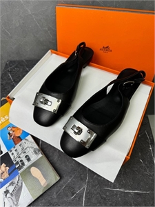 Слингбэки  HERMES 114150 - фото 156960 Слингбэки  HERMES 114150 - фото 156960