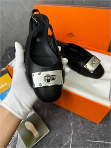 Слингбэки  HERMES 114150 - фото 156962 Слингбэки  HERMES 114150 - фото 156962