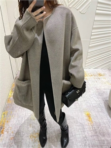 Пальто LORO PIANA Норка 116950 - фото 157200 Пальто LORO PIANA Норка 116950 - фото 157200