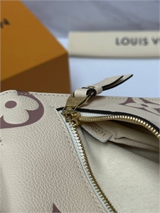 Сумка LOUIS VUITTON 120567 - фото 158824