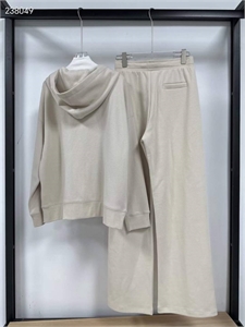 Костюм MAX MARA 120662 - фото 159602 Костюм MAX MARA 120662 - фото 159602