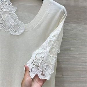 Блузка ERMANO SCERVINO 111899 - фото 159624 Блузка ERMANO SCERVINO 111899 - фото 159624
