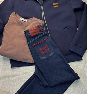 Джинсы MIU MIU 120027