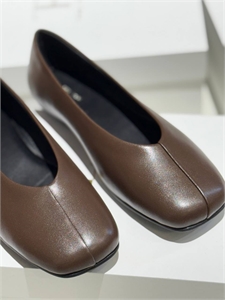 Балетки THE ROW 120781 - фото 160582 Балетки THE ROW 120781 - фото 160582