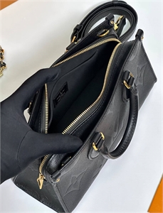 Сумка LOUIS VUITTON 120869 - фото 161153