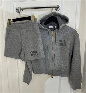 Костюм MIU MIU 116406 - фото 161541 Костюм MIU MIU 116406 - фото 161541