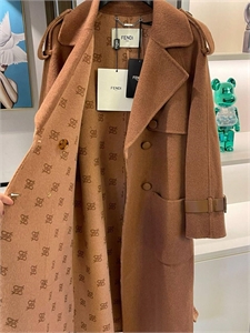 Пальто FENDI 121470